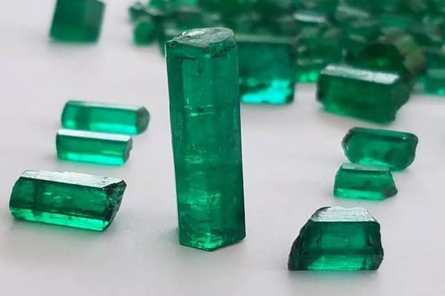 Panjshir Emeralds for Sale from Afghanistan in Wholesale Price | Jewelfields