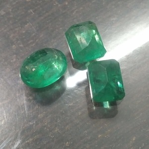 11.83ct graas green 3pcs zambian emerald lot