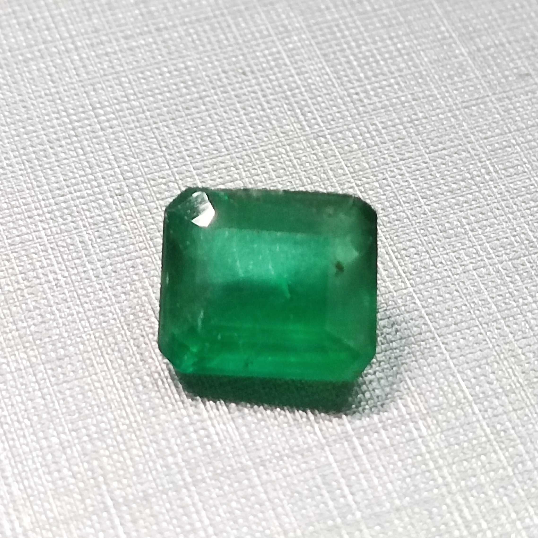 5.47ct 2 pcs octagon deep green emerald parcel