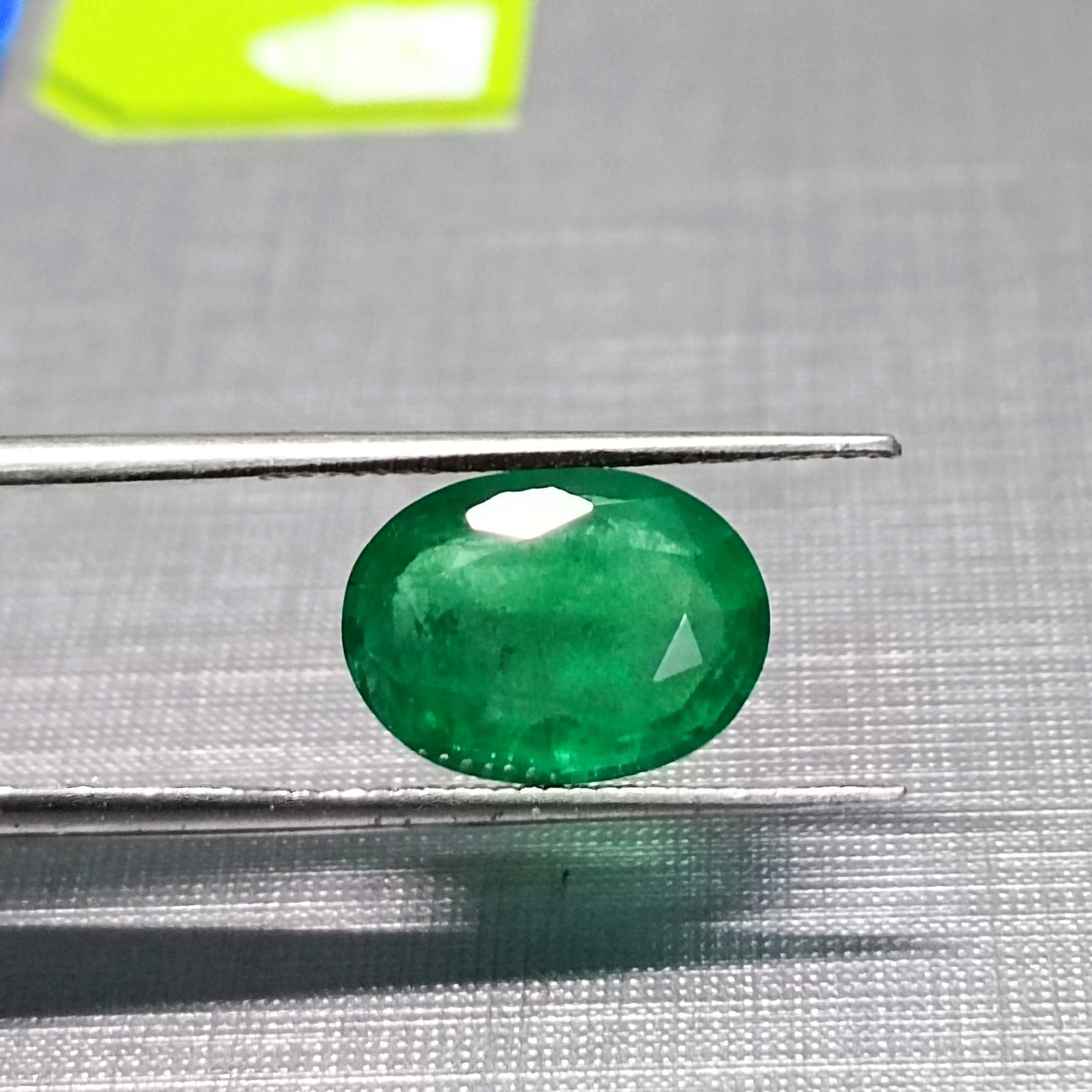3.26ct Oval Shape Pakistan Green Color Emerald