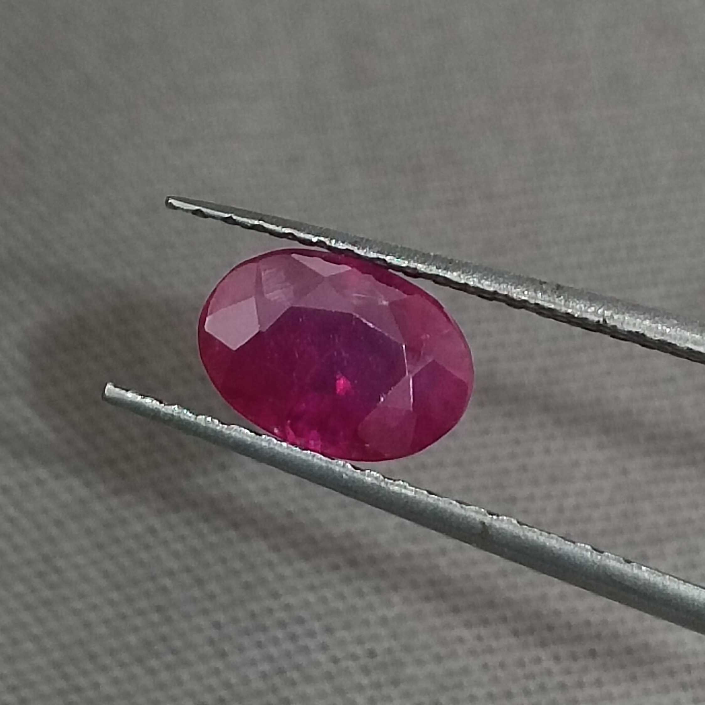 1.07cts GSI (USA) certified blood red colour oval cut unheated ruby gemstone 