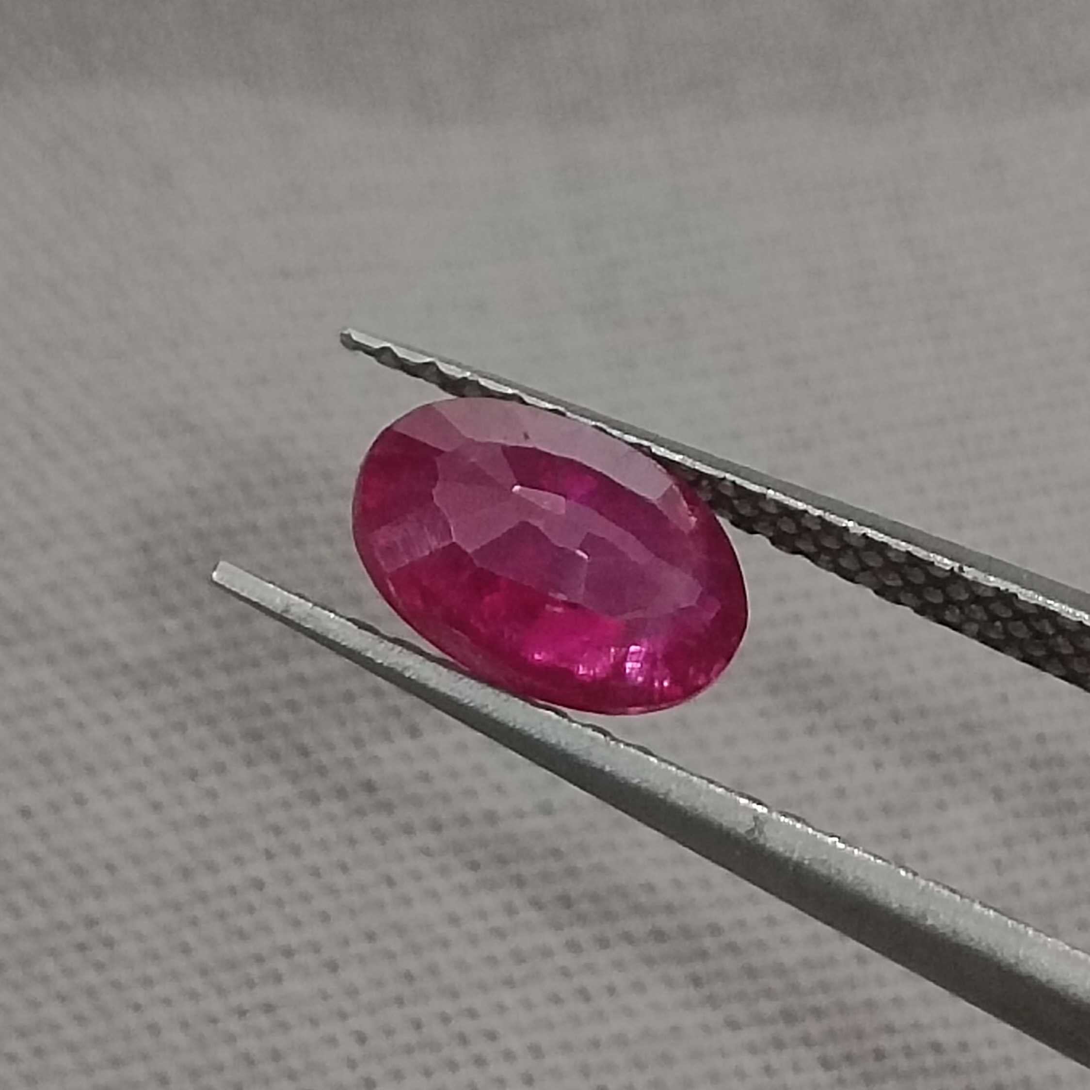 1.07cts GSI (USA) certified blood red colour oval cut unheated ruby gemstone 
