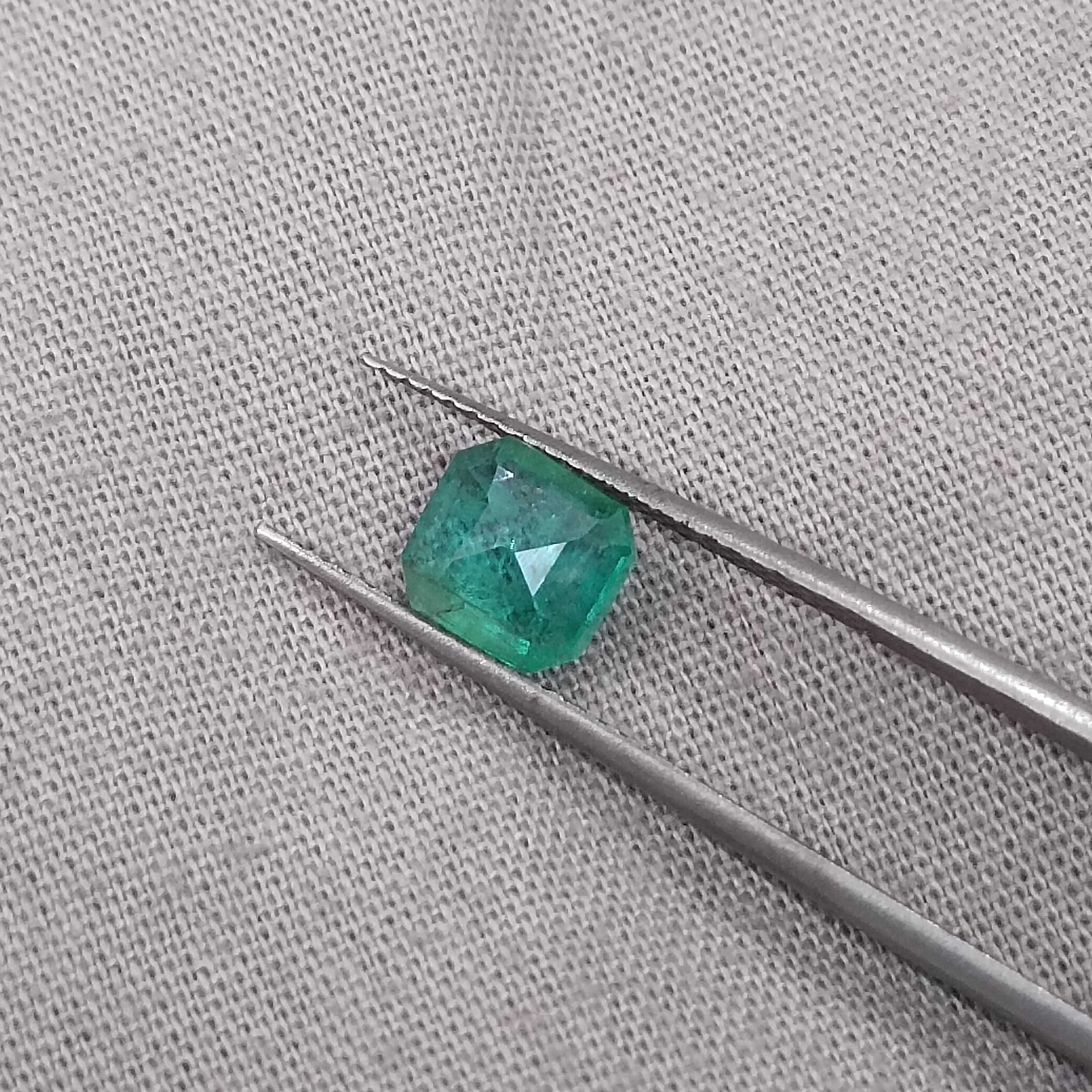 1.06cts certified water green octagon cut Panjshir emerald stone 